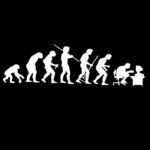 "Gráfico de la evolución humana que termina con una persona utilizando una computadora, utilizado como representación del desarrollo tecnológico."